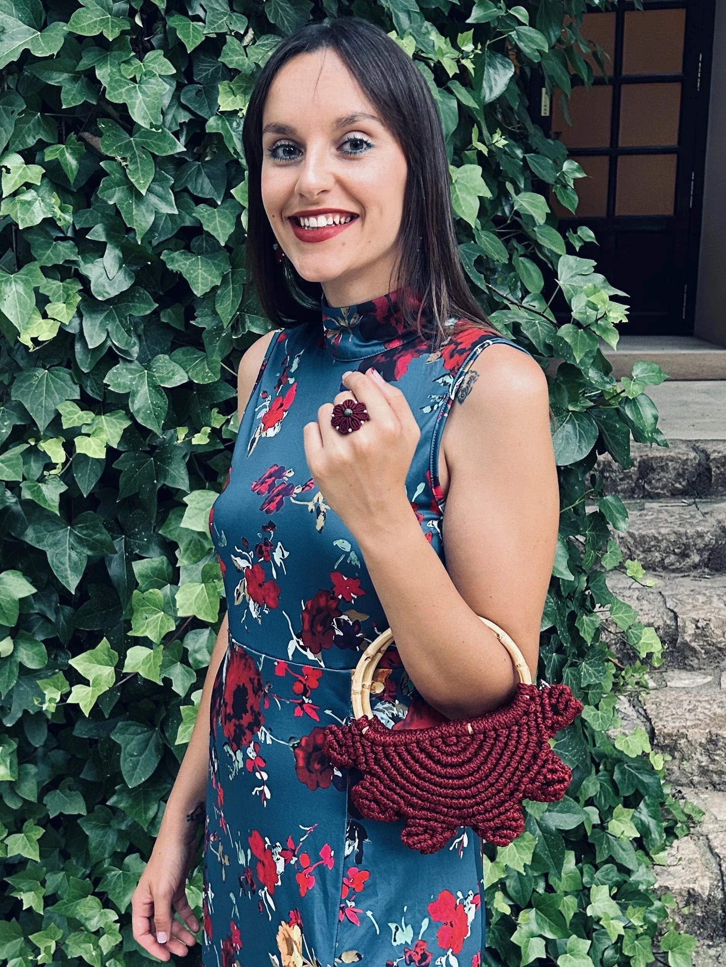 Elegante bolso a juego del Pack Dama de Honor, diseñado para complementar joyería artesanal del pack sumatra