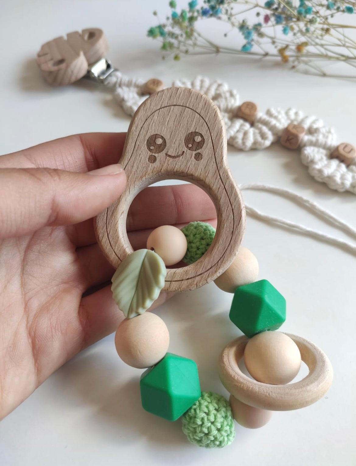 Este set está diseñado para brindar comodidad y estilo a los más pequeños, combinando seguridad y personalización en cada pieza.
