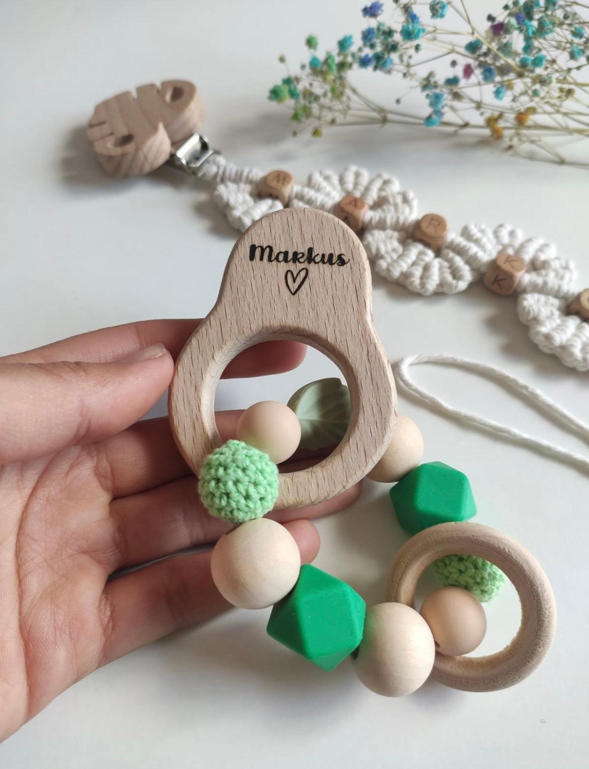Este set está diseñado para brindar comodidad y estilo a los más pequeños, combinando seguridad y personalización en cada pieza.