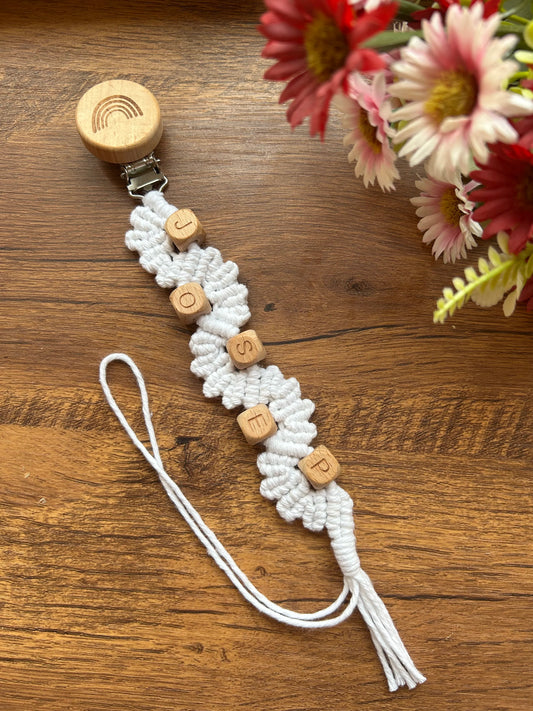 Chupetero de macramé en algodón y madera para bebé