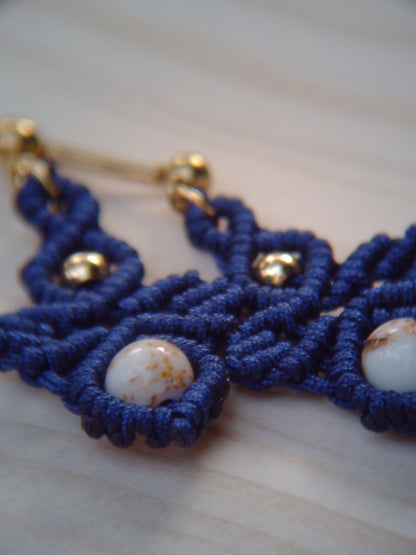 Pendientes de macramé hechos a mano con diseño floral, ligeros y elegantes, joyería artesanal inspirada en la naturaleza