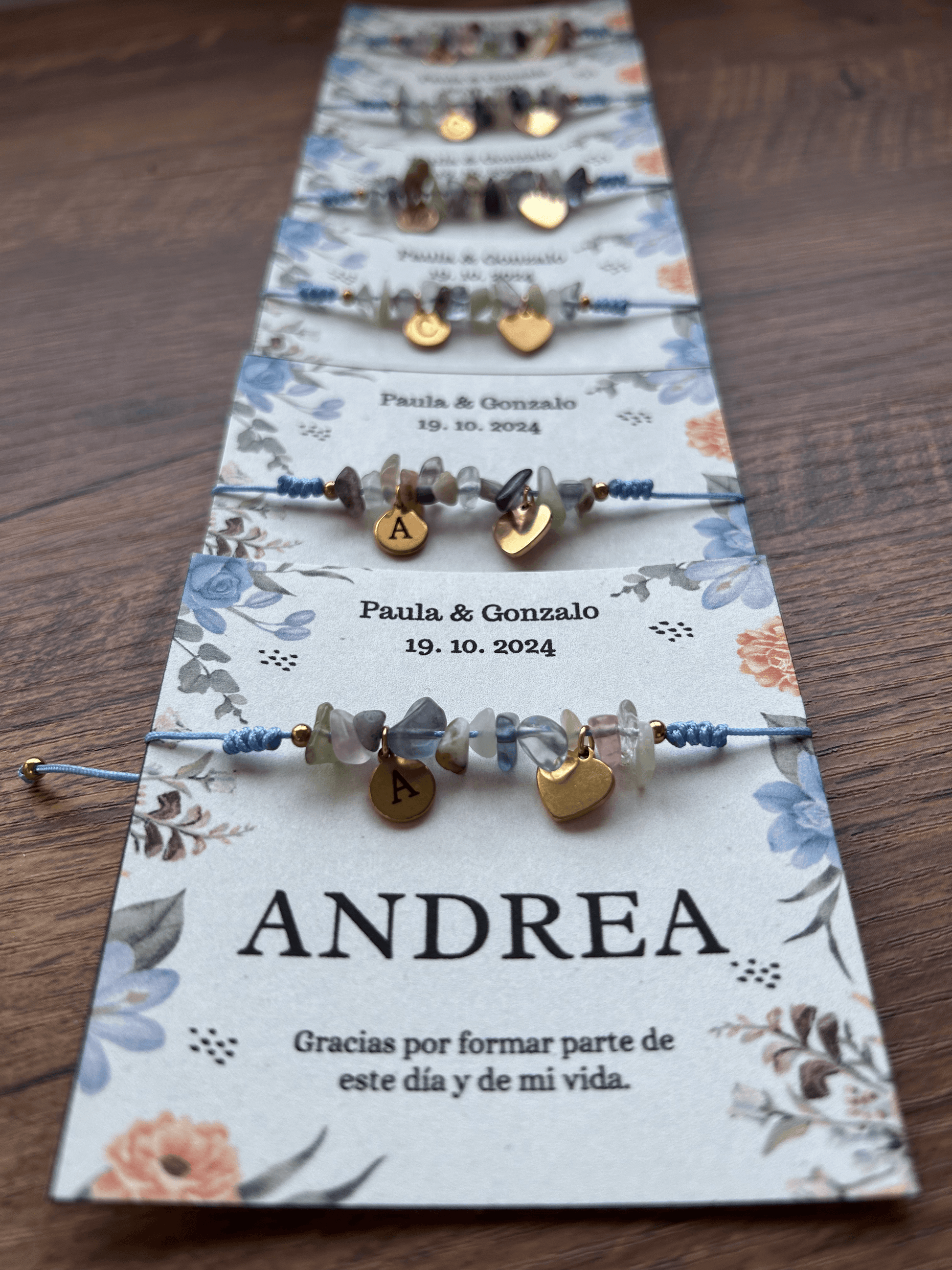 Pulsera inicial de acero inoxidable con piedra natural (amatista, cuarzo blanco o ágata musgoso), un regalo personalizado y delicado ideal para cualquier ocasión 